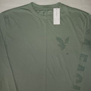 AMERICAN EAGLE OUTFITTERS SUPER SOFT LONG SLEEVE TEE SHIRT